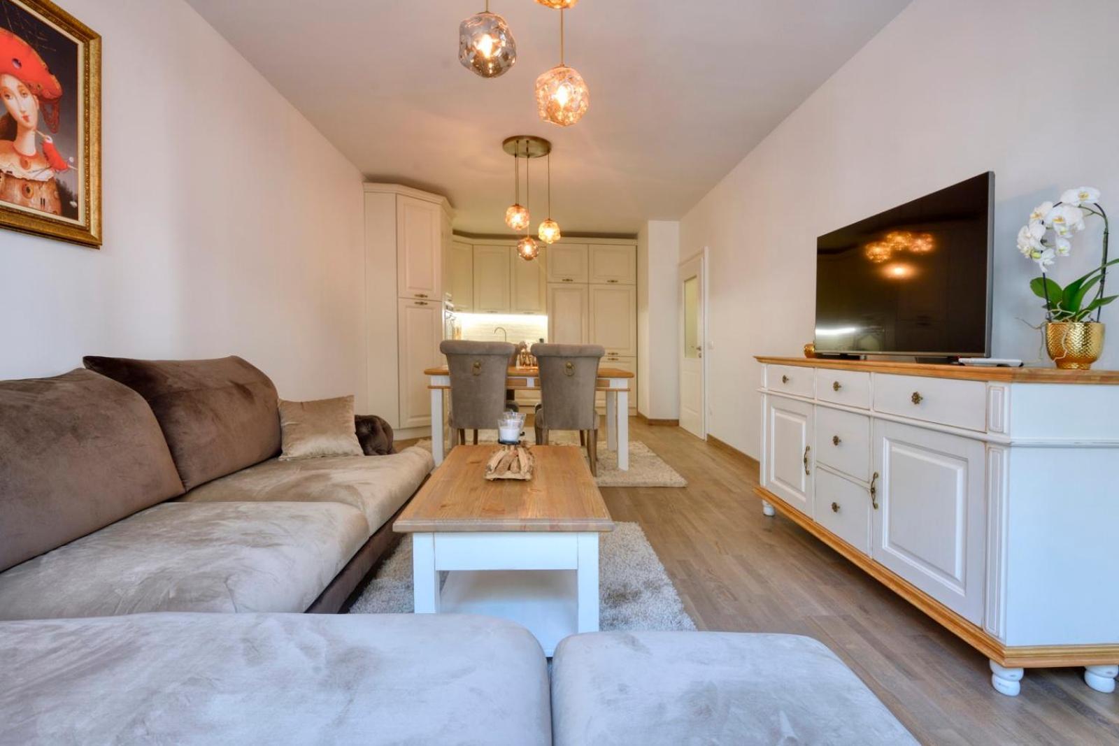 Apartment Grand Karavel Centre فارنا المظهر الخارجي الصورة