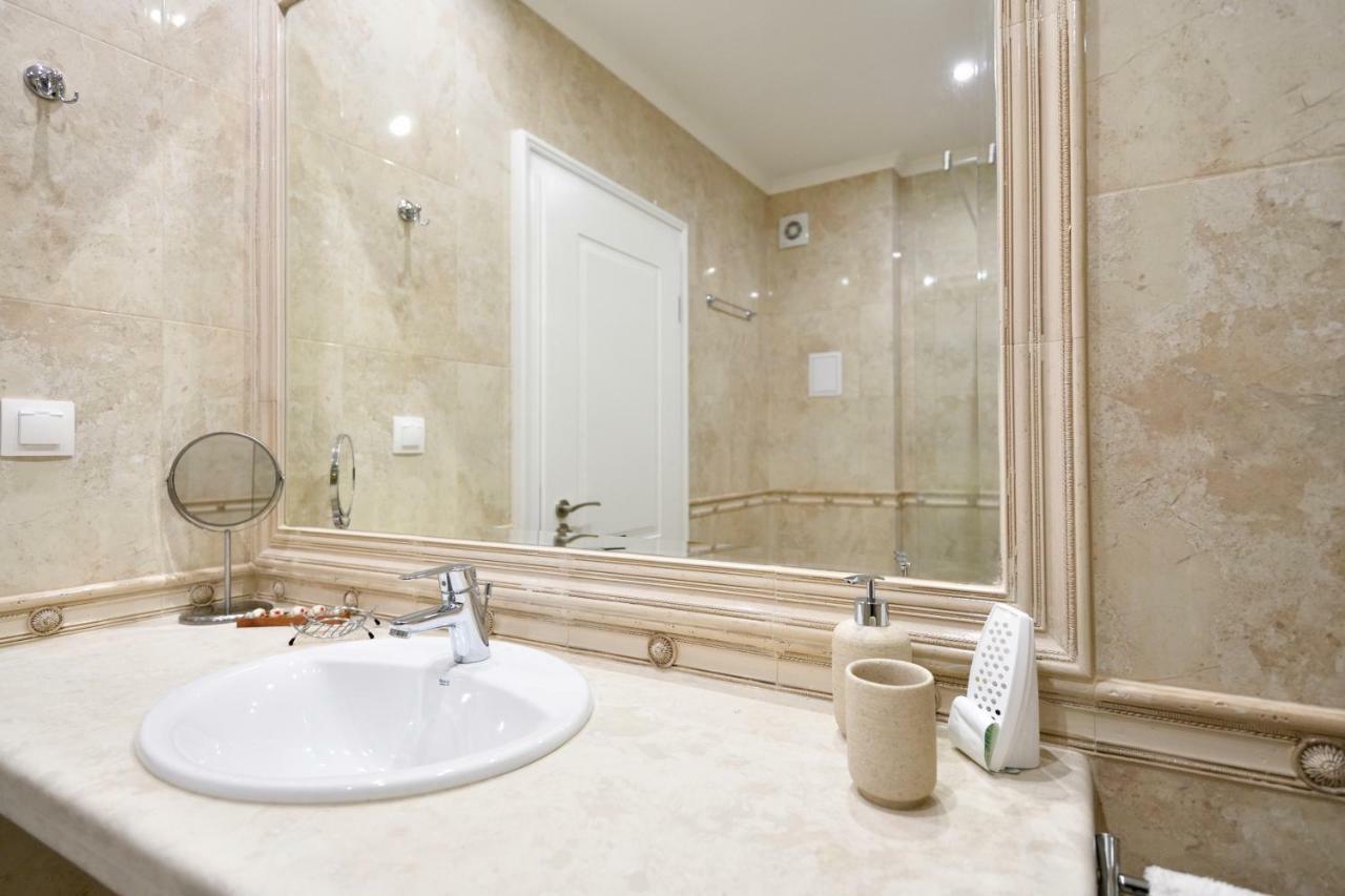 Apartment Grand Karavel Centre فارنا المظهر الخارجي الصورة