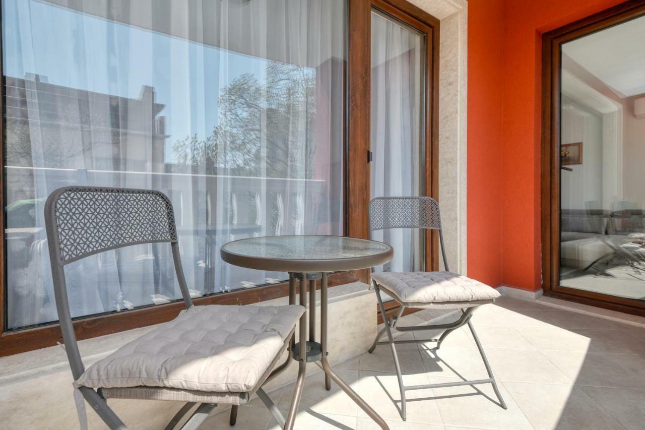 Apartment Grand Karavel Centre فارنا المظهر الخارجي الصورة